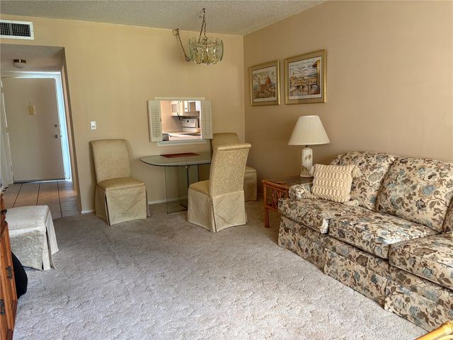 1310 GLEN OAKS DRIVE E 385E, Sarasota, FL 34232