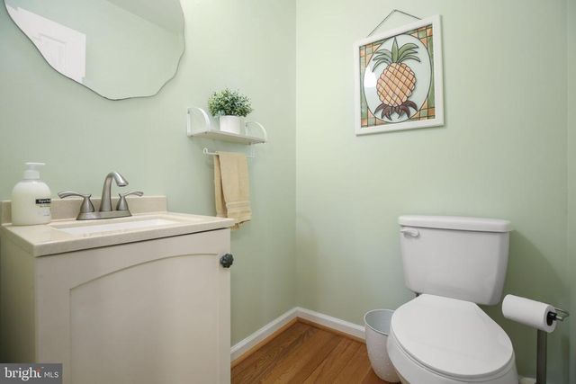 800 SHAMROCK DR, Fredericksburg, VA 22407
