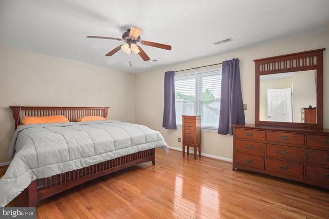 800 SHAMROCK DR, Fredericksburg, VA 22407
