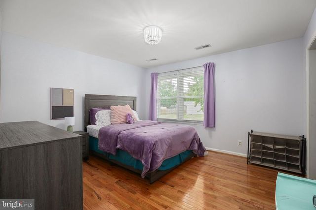 800 SHAMROCK DR, Fredericksburg, VA 22407