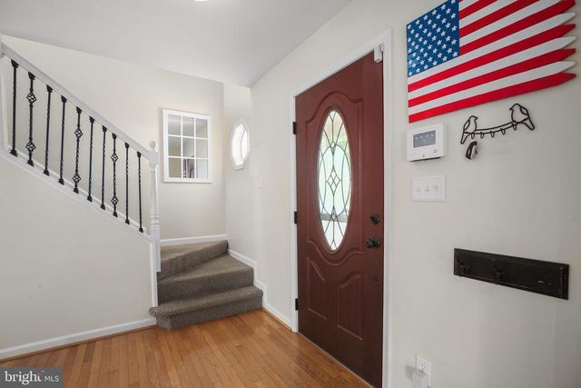 800 SHAMROCK DR, Fredericksburg, VA 22407