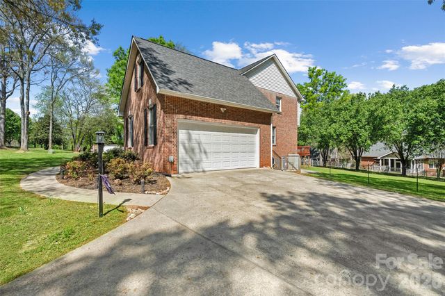 3447 Victorian Hills Drive, Richburg, SC 29729