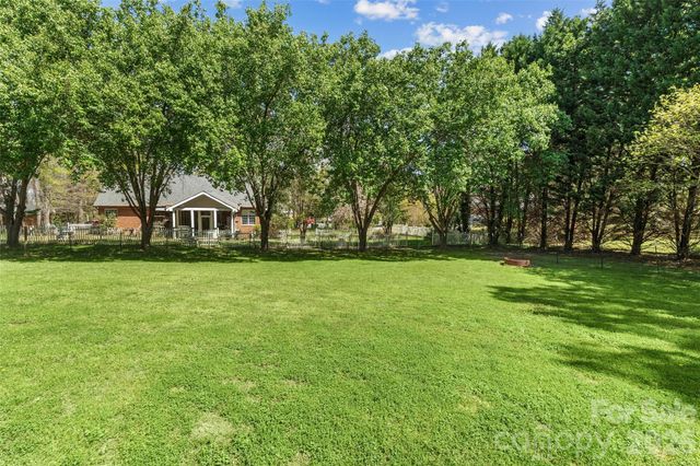 3447 Victorian Hills Drive, Richburg, SC 29729