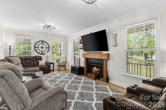 3447 Victorian Hills Drive, Richburg, SC 29729