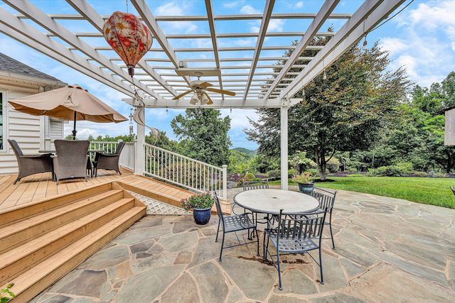 8995 Jubal Early HWY, Hardy, VA 24101