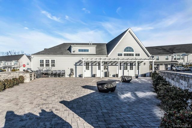 710 Breton Way 710, Glen Cove, NY 11542