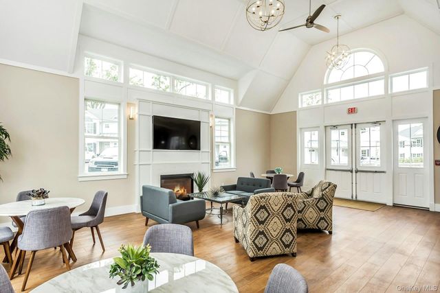 710 Breton Way 710, Glen Cove, NY 11542