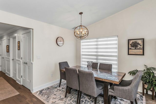 710 Breton Way 710, Glen Cove, NY 11542