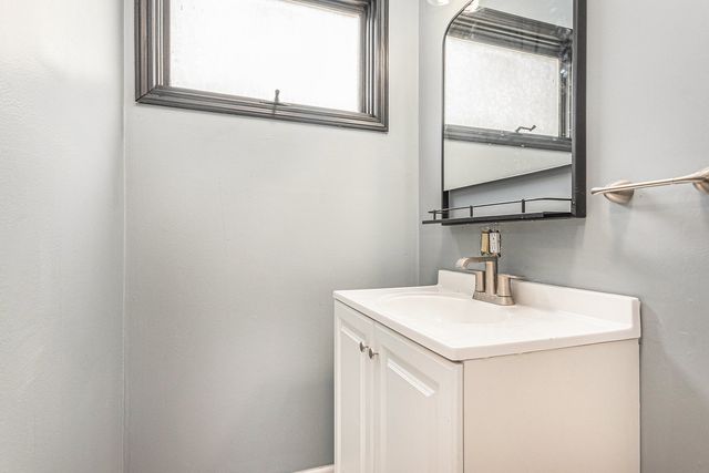 353 202nd Street, Chicago Heights, IL 60411