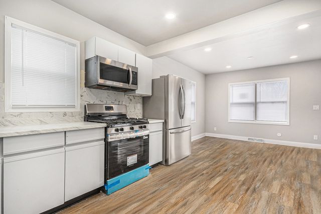 353 202nd Street, Chicago Heights, IL 60411