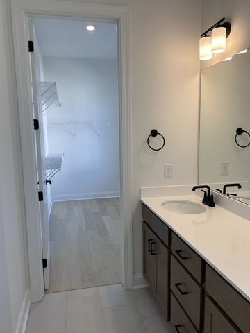 6159 Worthingtion, Columbia, TN 38401