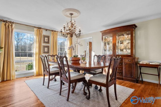 109 Red Barn Road, Rainbow City, AL 35906