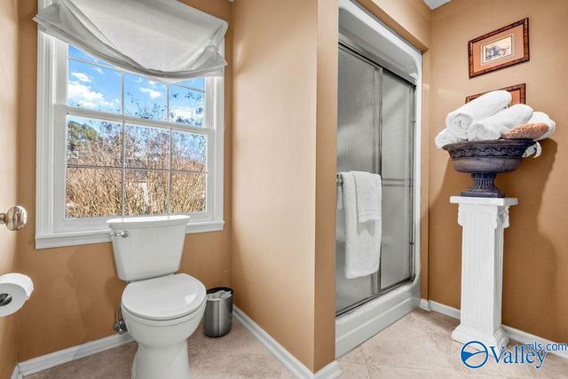 109 Red Barn Road, Rainbow City, AL 35906