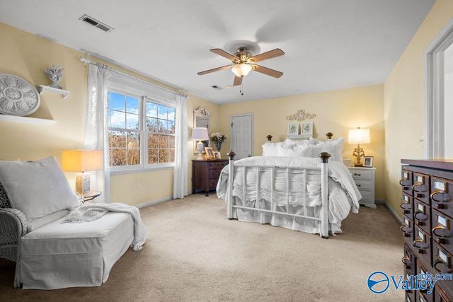 109 Red Barn Road, Rainbow City, AL 35906