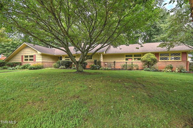 1507 Woodland Avenue, Johnson City, TN 37601