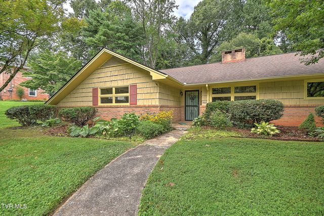 1507 Woodland Avenue, Johnson City, TN 37601