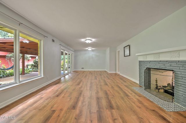 1507 Woodland Avenue, Johnson City, TN 37601