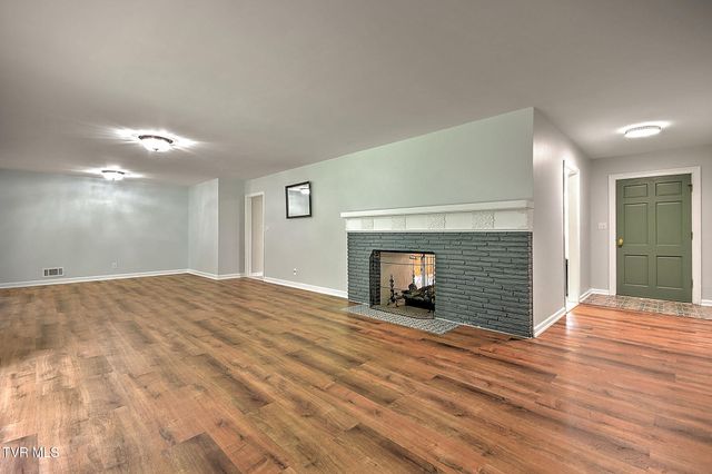 1507 Woodland Avenue, Johnson City, TN 37601