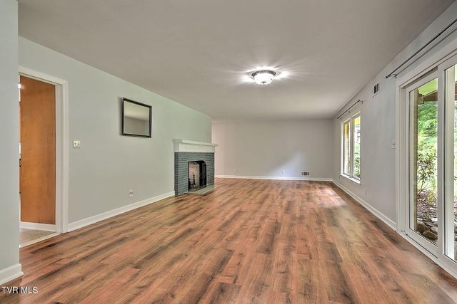 1507 Woodland Avenue, Johnson City, TN 37601