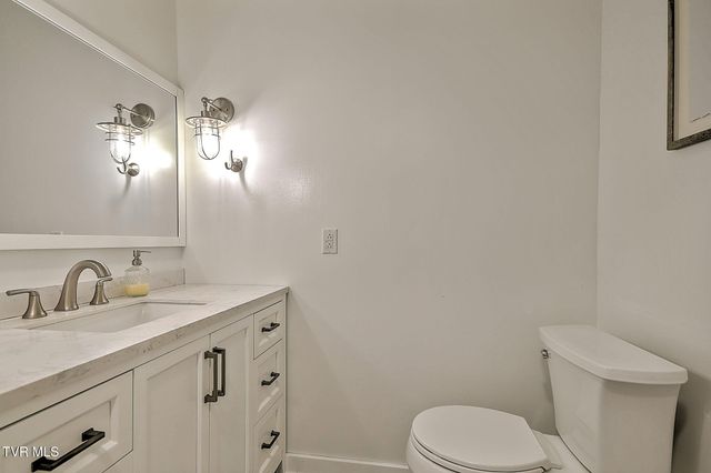 1507 Woodland Avenue, Johnson City, TN 37601