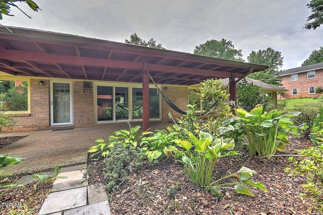1507 Woodland Avenue, Johnson City, TN 37601