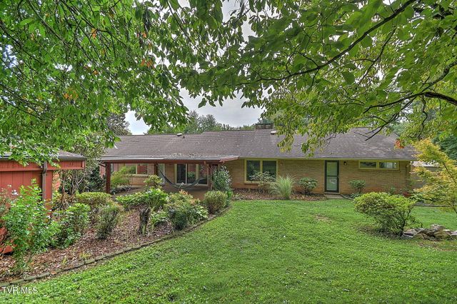 1507 Woodland Avenue, Johnson City, TN 37601