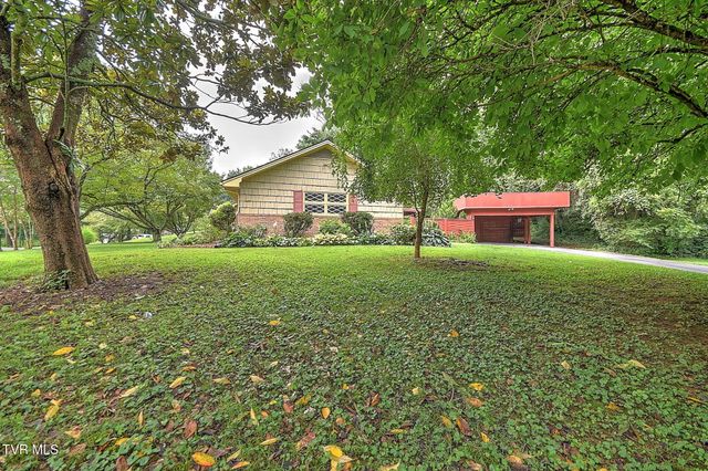 1507 Woodland Avenue, Johnson City, TN 37601