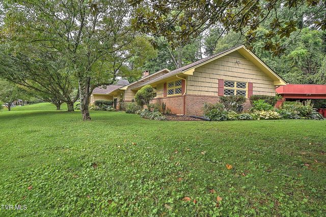 1507 Woodland Avenue, Johnson City, TN 37601