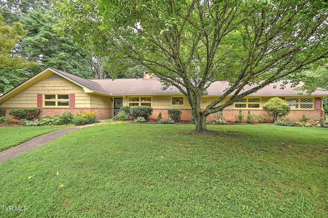 1507 Woodland Avenue, Johnson City, TN 37601