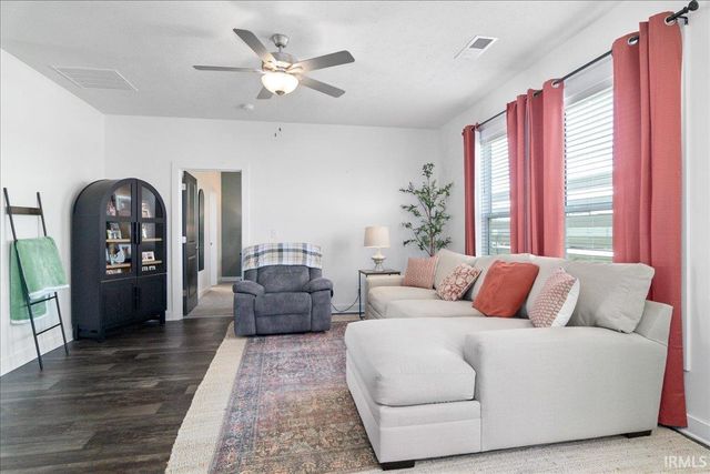 4529 Brentford Drive, Newburgh, IN 47630