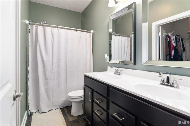 4529 Brentford Drive, Newburgh, IN 47630