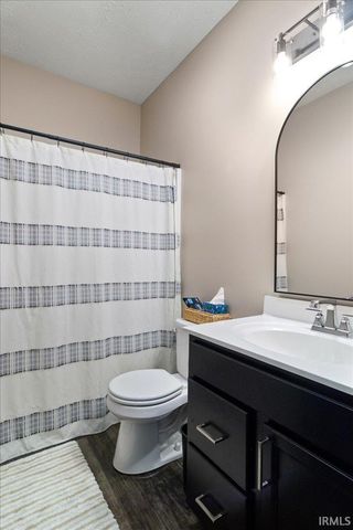4529 Brentford Drive, Newburgh, IN 47630
