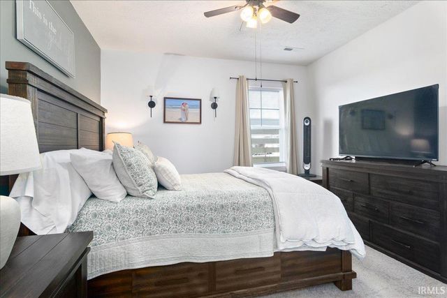 4529 Brentford Drive, Newburgh, IN 47630