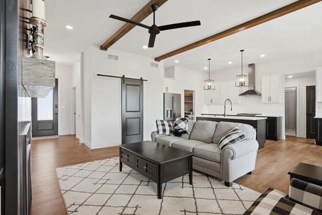 427 ANGELS REST WAY, Columbia, MO 65203