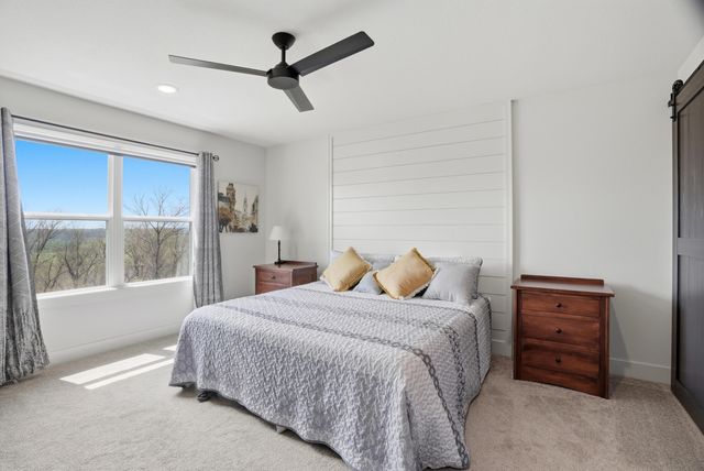 427 ANGELS REST WAY, Columbia, MO 65203