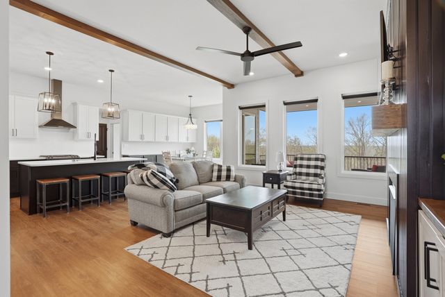 427 ANGELS REST WAY, Columbia, MO 65203
