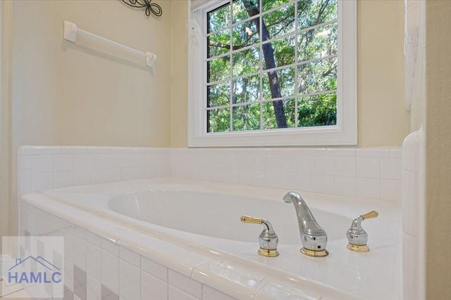 262 Mingarry Drive, Richmond Hill, GA 31324