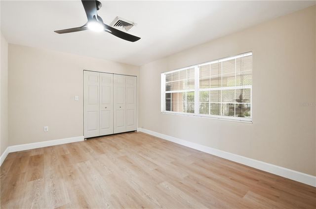 6121 WHITEWAY DRIVE, Tampa, FL 33617