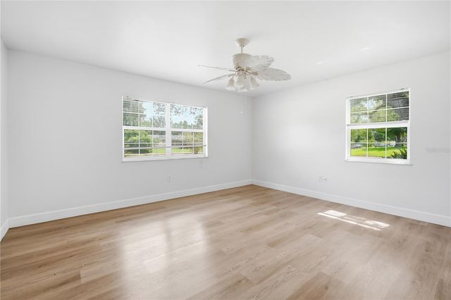 6121 WHITEWAY DRIVE, Tampa, FL 33617
