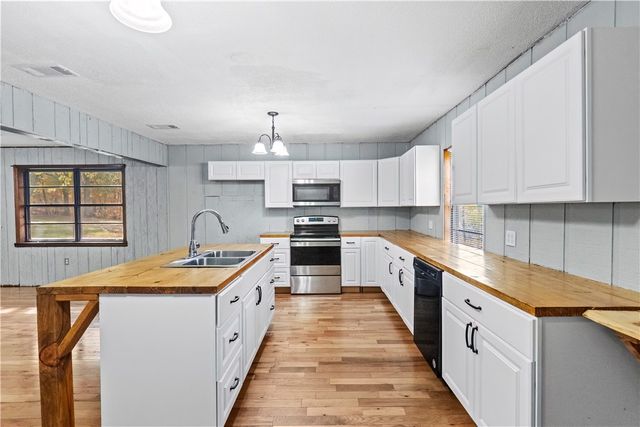 HC 31 Box 484, Deer, AR 72628