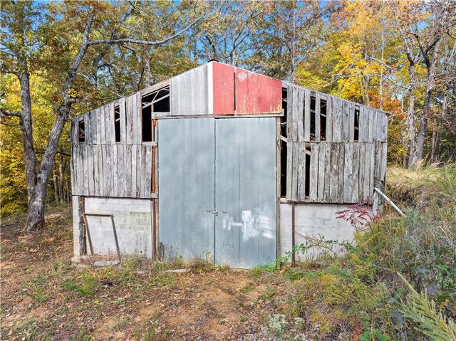 HC 31 Box 484, Deer, AR 72628