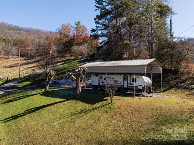 55 Morgan Road, Weaverville, NC 28787