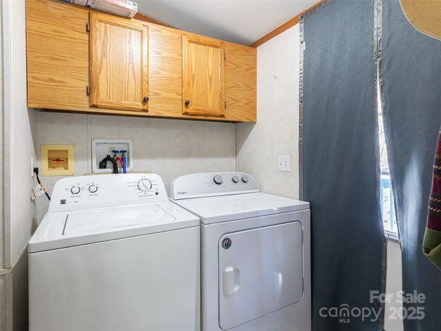 55 Morgan Road, Weaverville, NC 28787