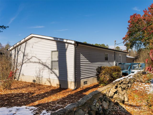 55 Morgan Road, Weaverville, NC 28787