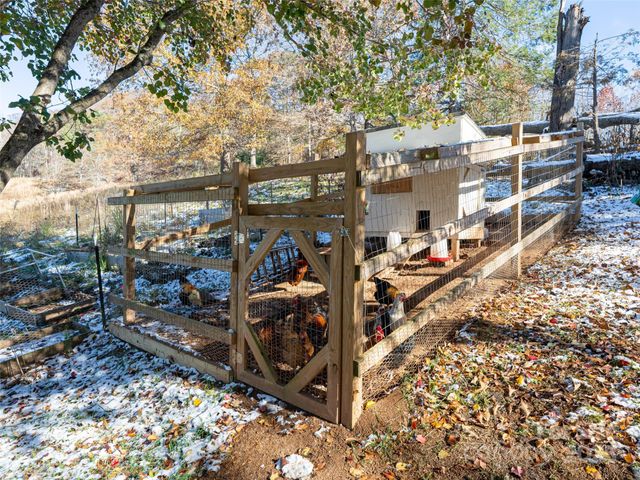 55 Morgan Road, Weaverville, NC 28787