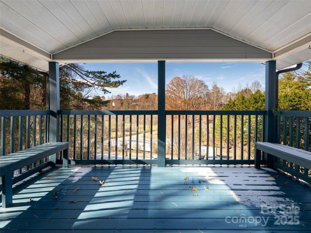 55 Morgan Road, Weaverville, NC 28787