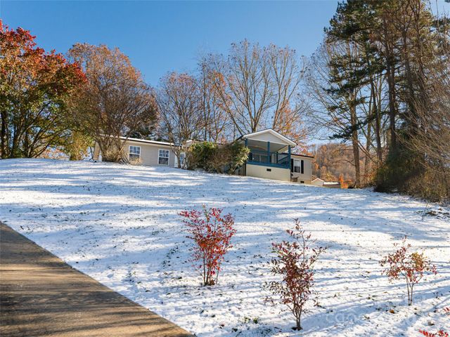 55 Morgan Road, Weaverville, NC 28787
