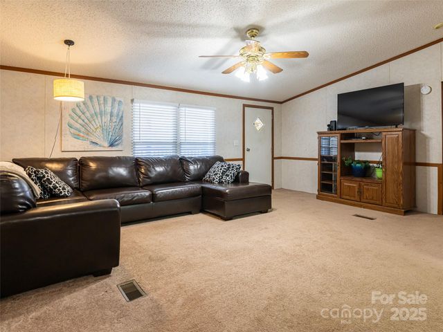 55 Morgan Road, Weaverville, NC 28787