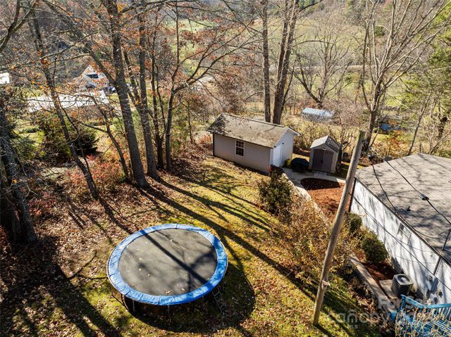 55 Morgan Road, Weaverville, NC 28787