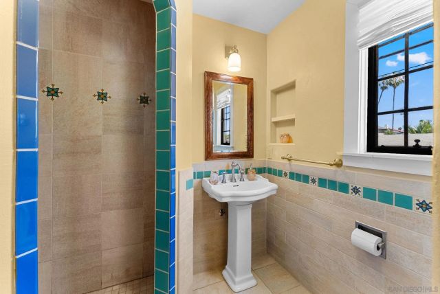 4621 Alabama St, San Diego, CA 92116